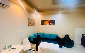 Luxury Apartment With Jacuzzi On Republic Square
