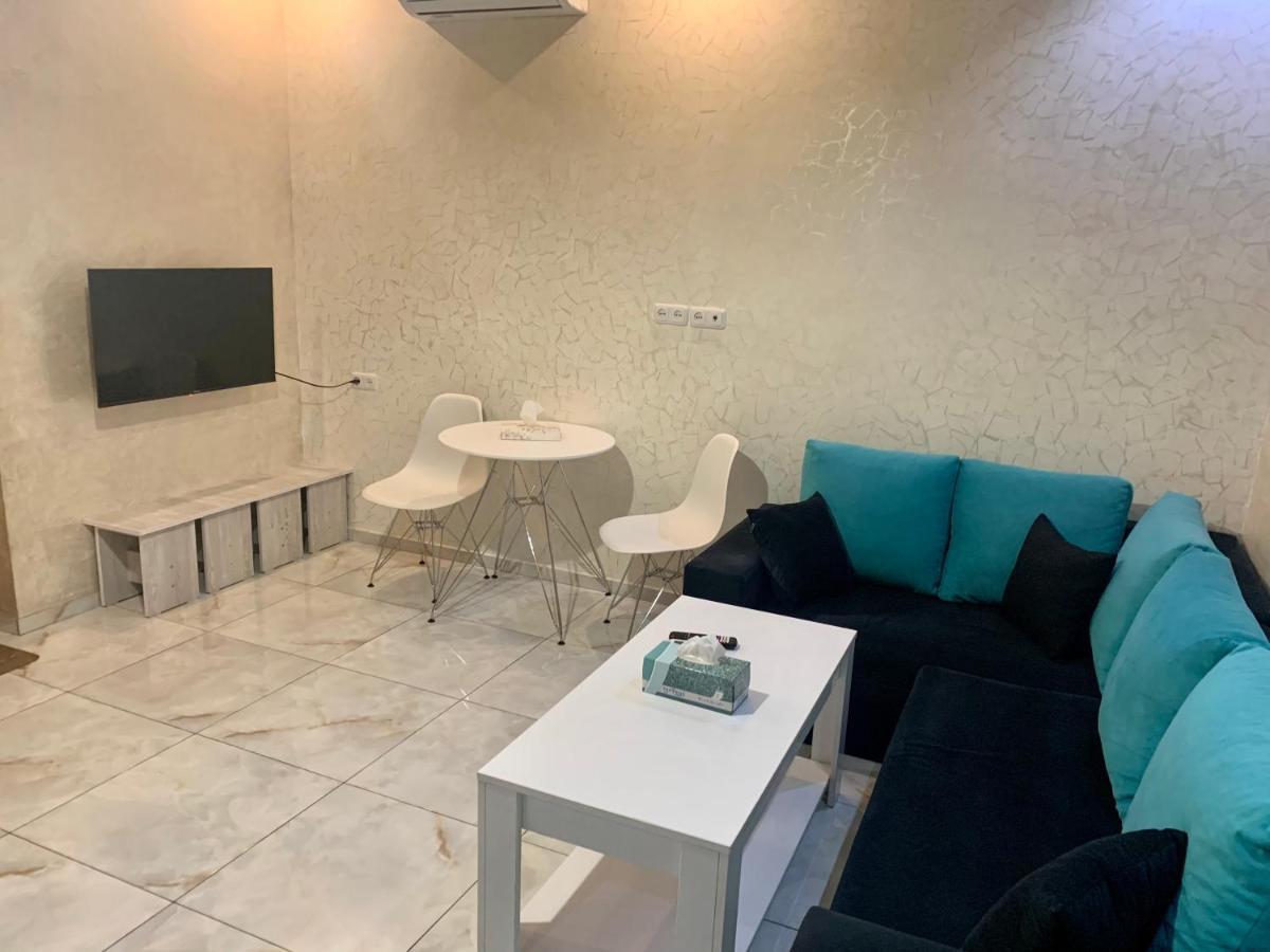 Luxury Apartment With Jacuzzi On Republic Square Erevan Esterno foto