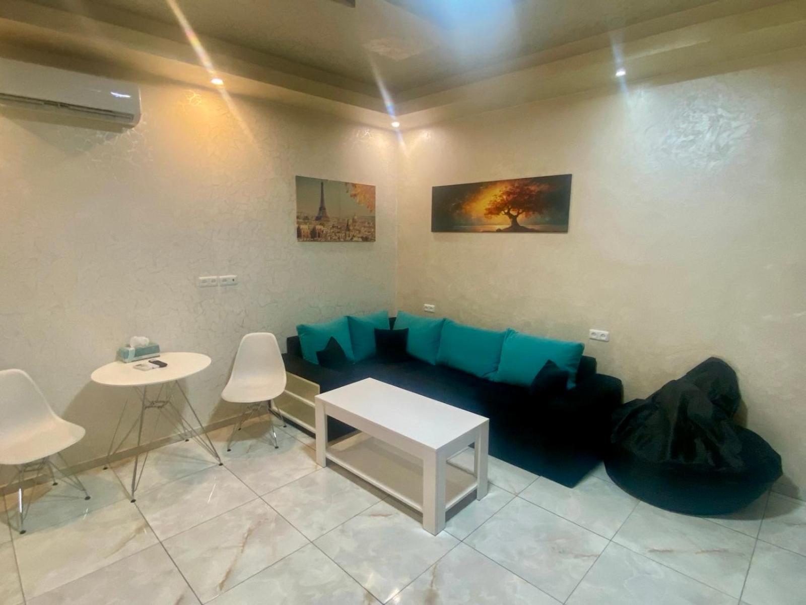 Luxury Apartment With Jacuzzi On Republic Square Erevan Esterno foto